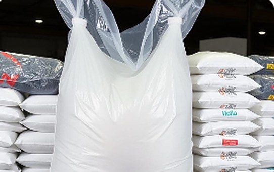 Sacos industriais empilhados